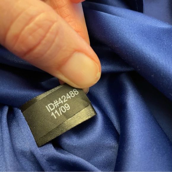 Express Design Studio Pencil Midi Dress.  Size 4 - Picture 7 of 9